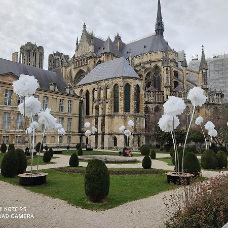 Le Champagnoles Apartamento Reims Exterior foto